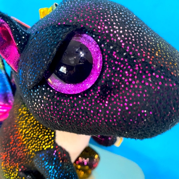 TY BEANIE BOOS NWT 2018 COLLECTIBLE ANORA SPARKLY RAINBOW BLACK WINGED DRAGON 6” - Picture 2 of 14